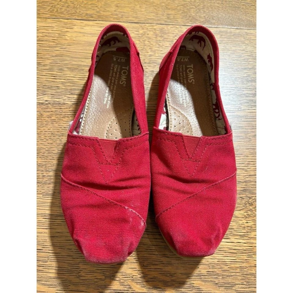 TOMS Women's Classic Shoes – Size 7.5‎